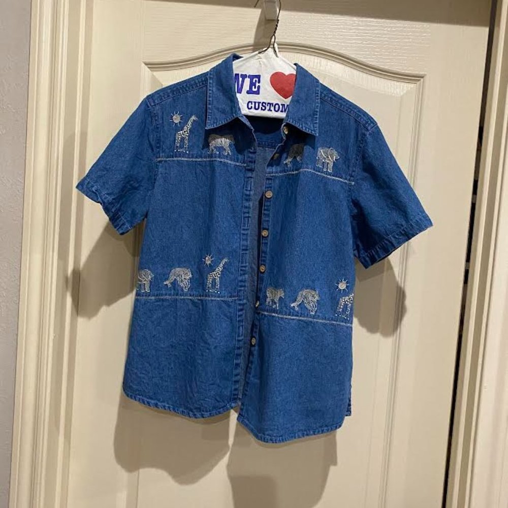 Lemon Grass short sleeve shirt  size M
